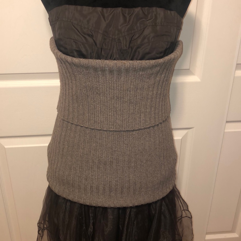 🎉HP🎉 Louis Vuitton Dress 👗 TRADE??? - Picture 3 of 8